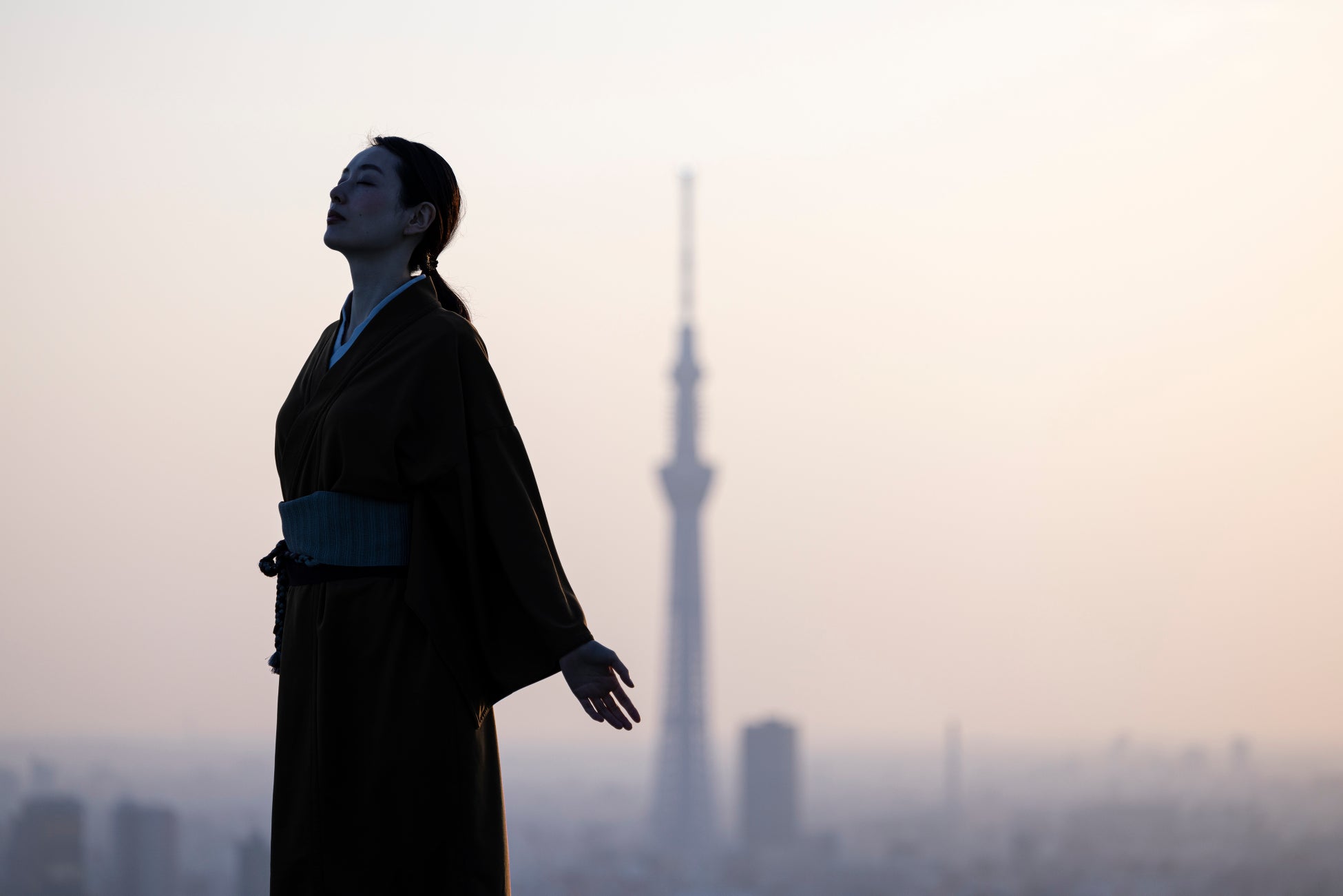 星野集團「虹夕諾雅 東京」新年開運住宿方案 劍舞除厄、160公尺屋頂迎朝陽、手作組紐