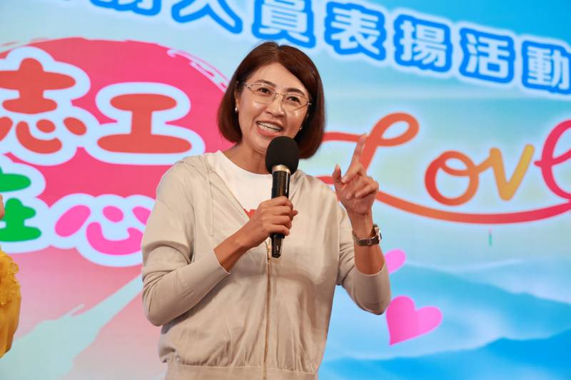 歡喜做志工 快樂在心中 縣府表揚304位績優志工 縣長許淑華感謝無私奉獻