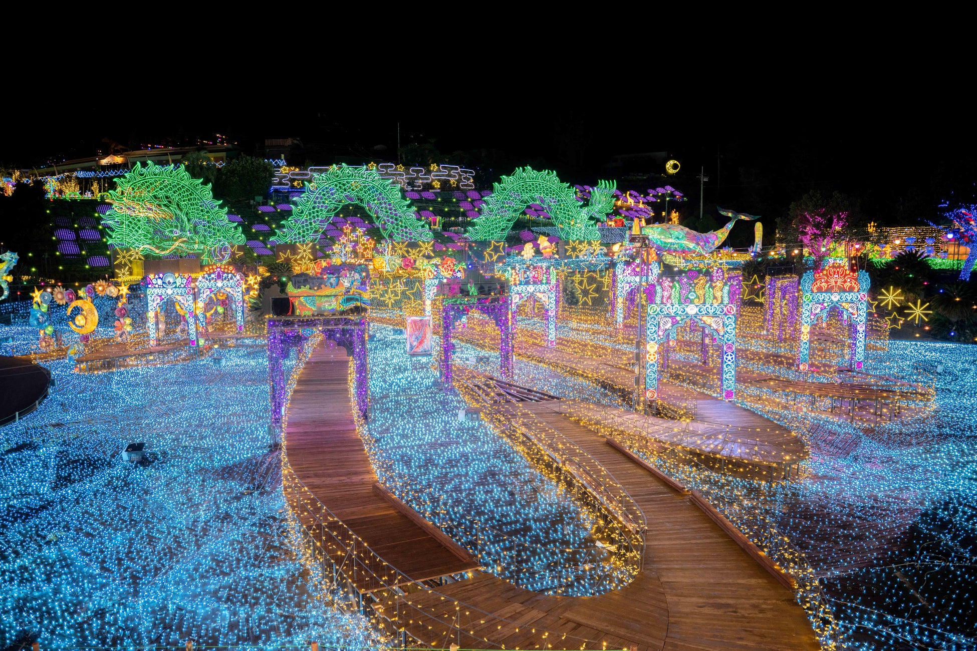 伊豆高原Grand Illumi第12季11月6日開跑 海底世界主題、寬40公尺「乙姬拍照點」登場