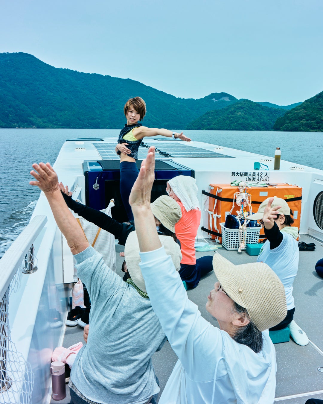 福井三方五湖「Wellness Cruise」11月3日再登場 遊覽船甲板上做瑜伽